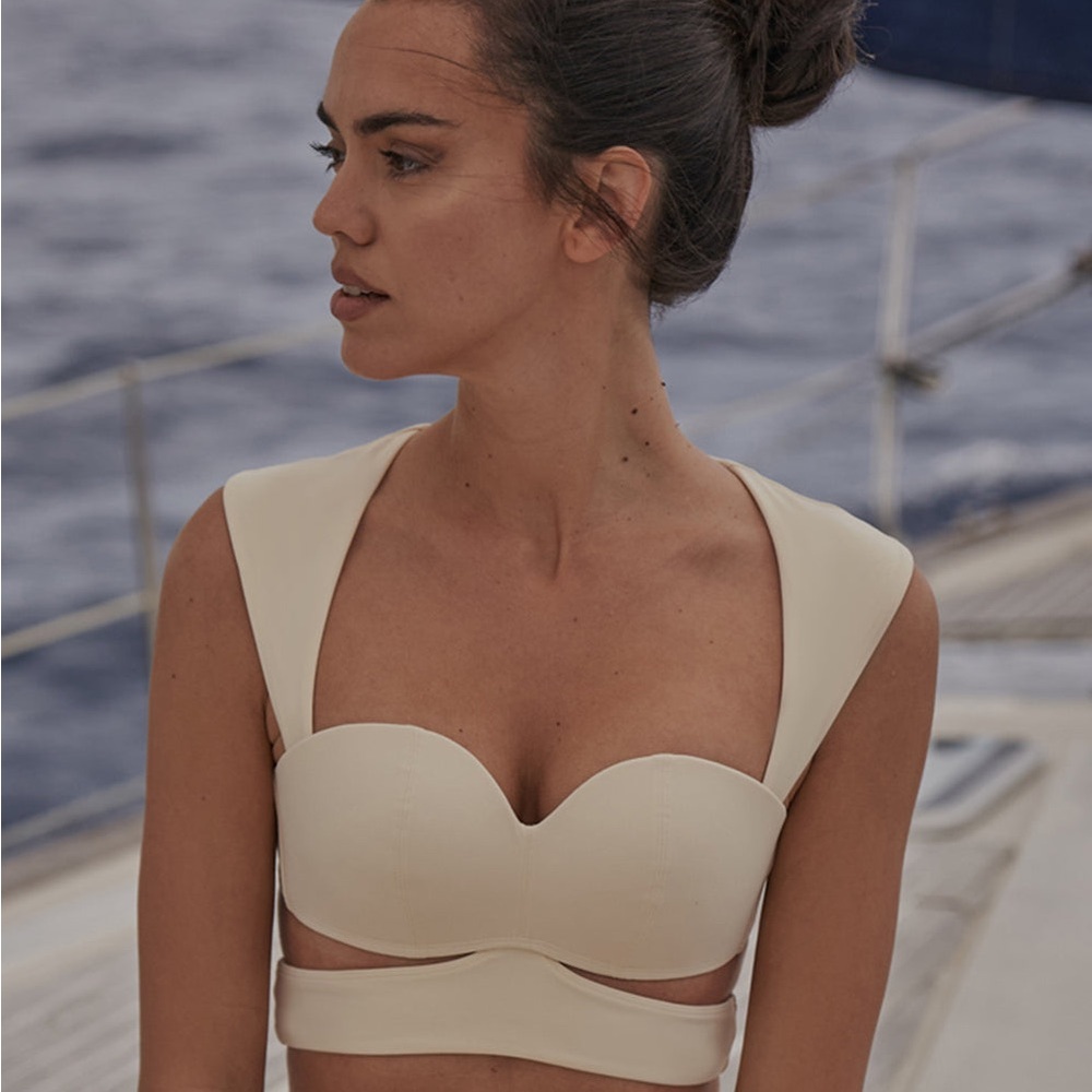 Elegant Sports Bra